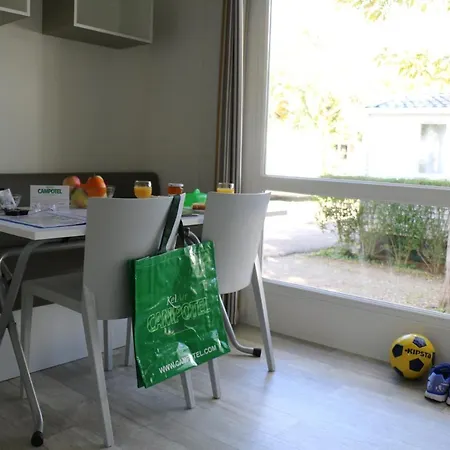 Mobile Homes By Kelair At Castell Montgri Torroella de Montgrí Extérieur photo
